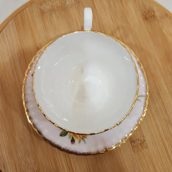 Vintage Paragon Cup Saucer Yellow Rose on White Fine Bone China Gold Rim Edge - Picture 5 of 8